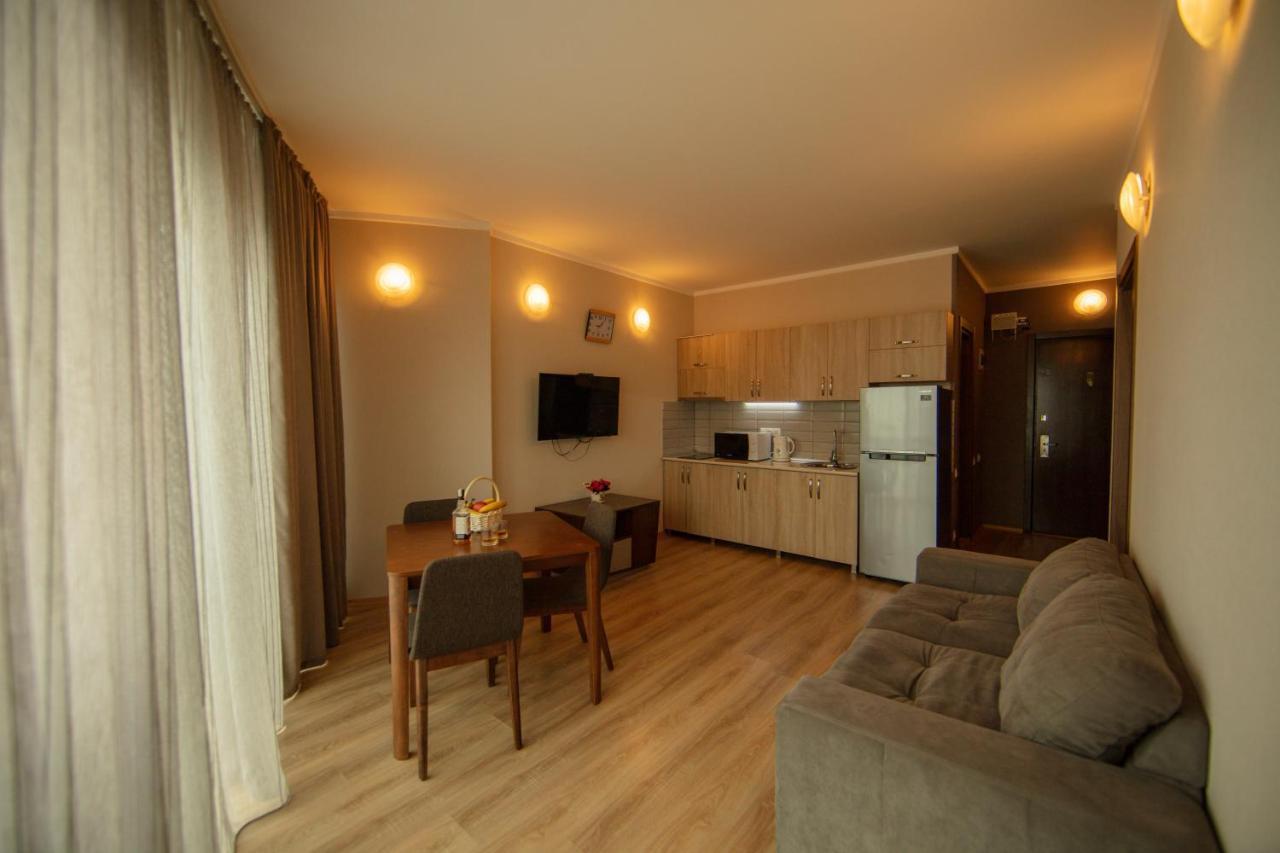 Tower Apartments Batumi Exterior foto